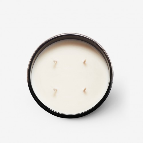 Vanisia Leather Candle 1475 gr