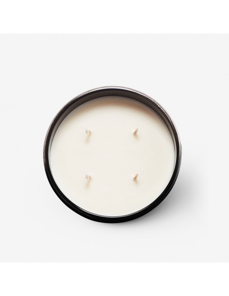 Vanisia Leather Candle 1475 gr