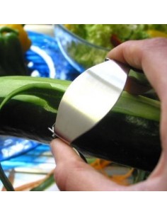 Vegetable peeler 2