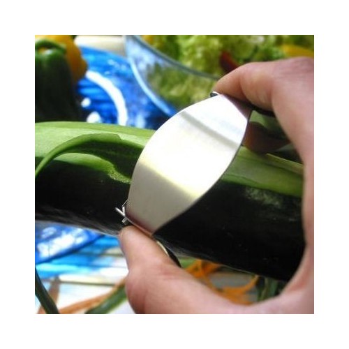 Vegetable peeler